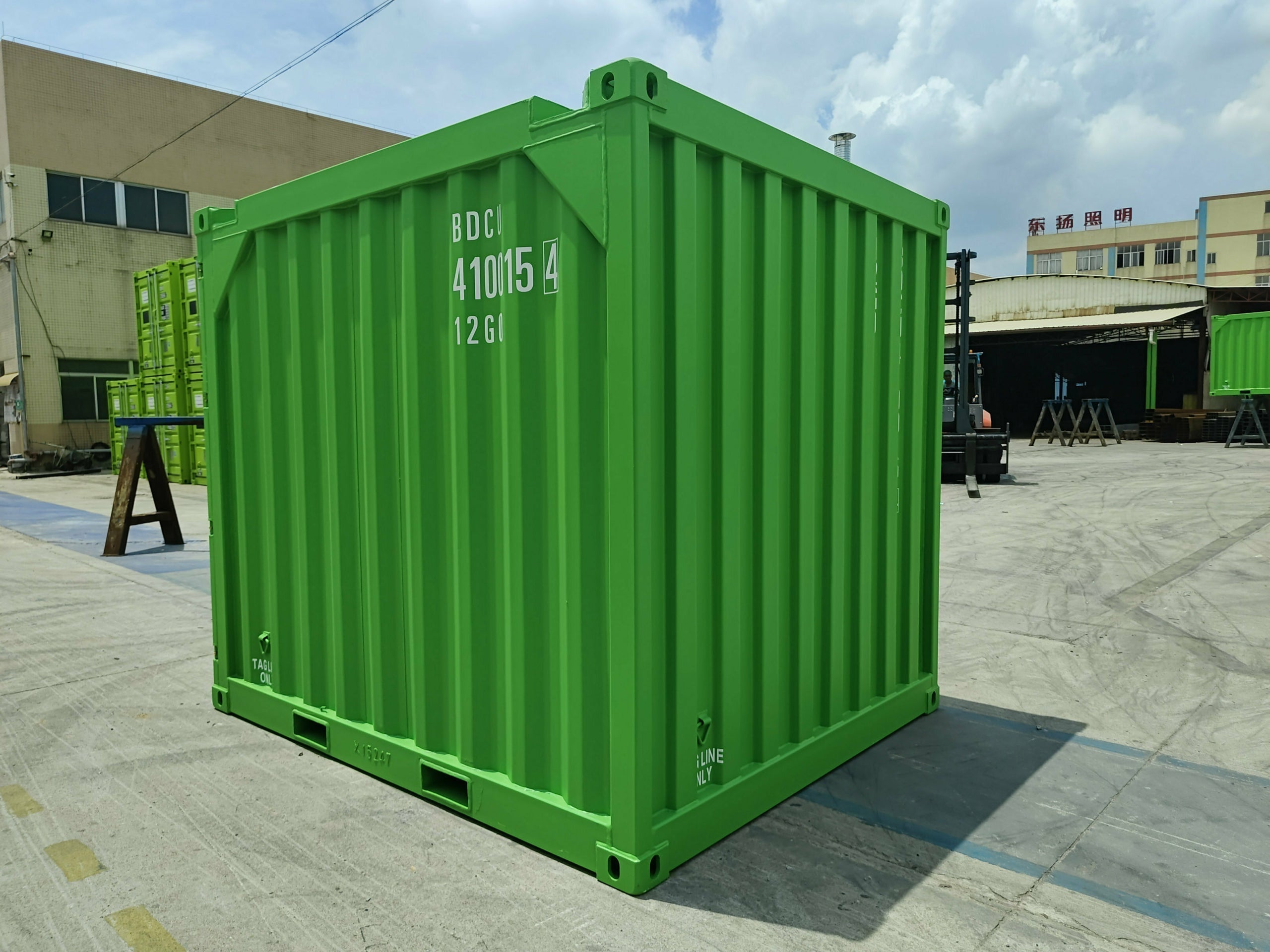 10-FUẞ-SEEWERTIGER CONTAINER DNV 2.7-1