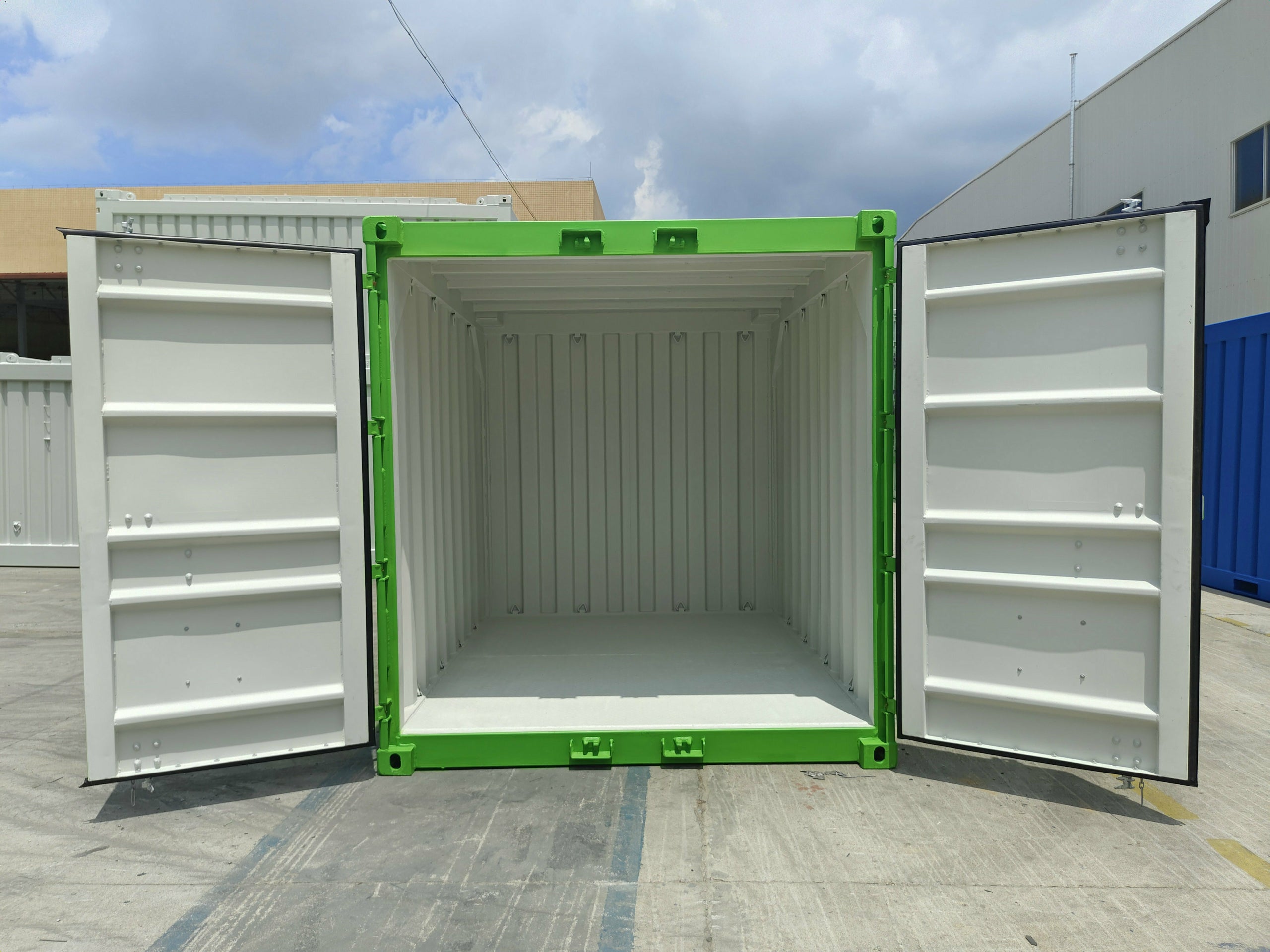 10-FUẞ-SEEWERTIGER CONTAINER DNV 2.7-1