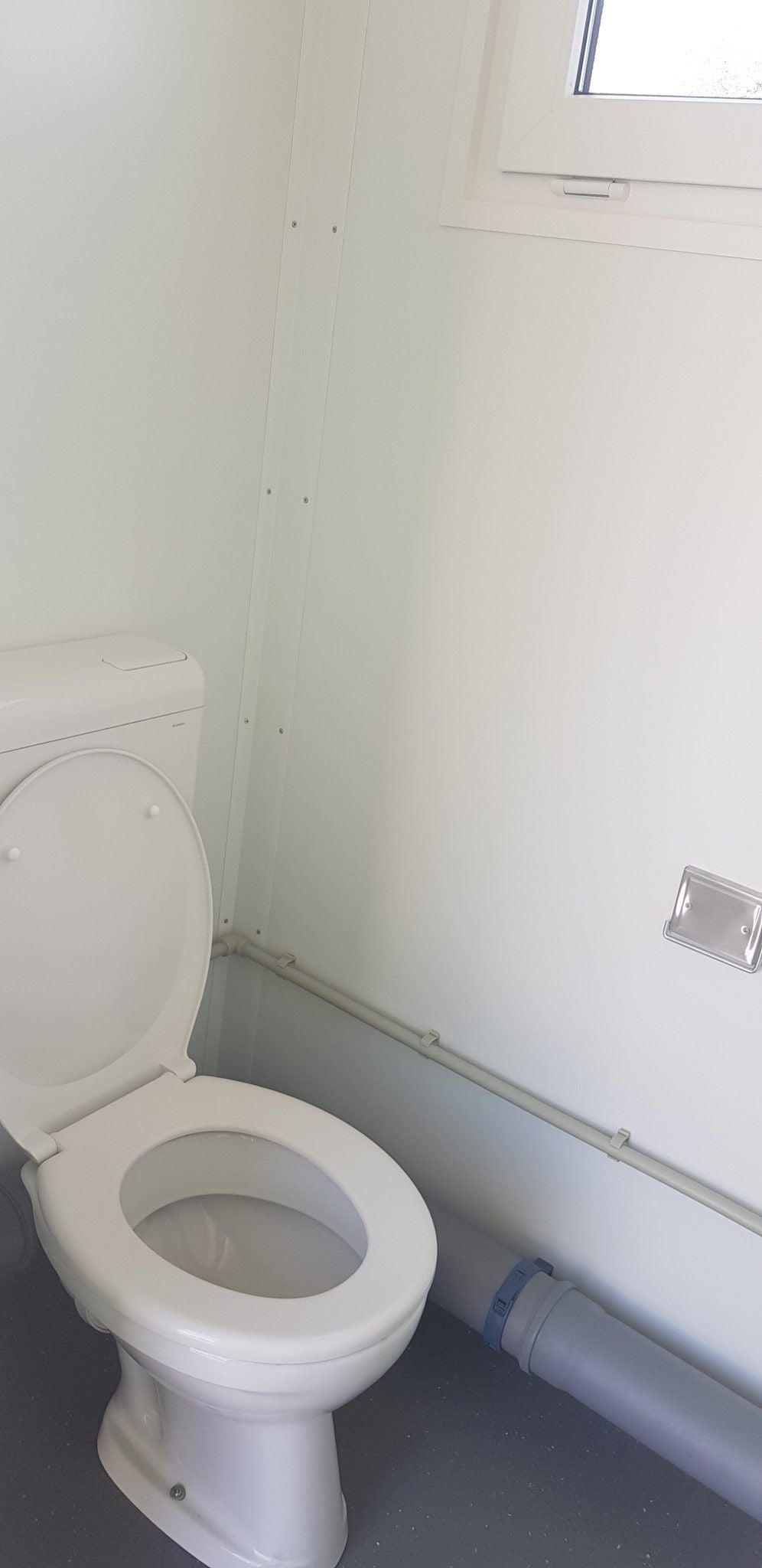 Modul 10′ Sanitäranlagen (WC/ Urinal/ Dusche/ Waschbecken) + Verkleidung