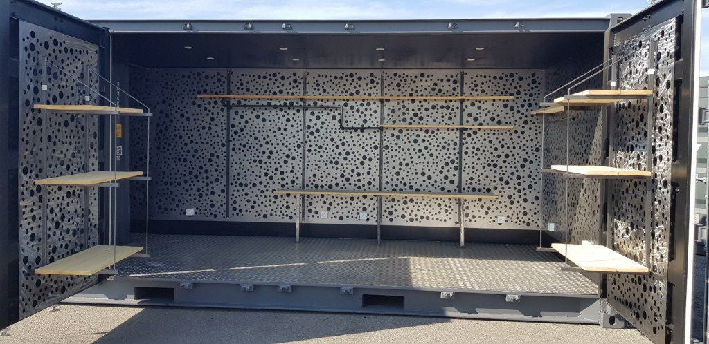 20-FUß-TROCKENFRACHTCONTAINER MIT SEITLICHER ÖFFNUNG „SHOP-BOX“