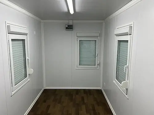 Standardbüro mit Bad/Abstellraum