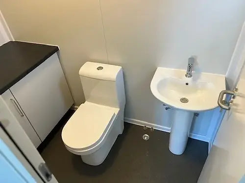 Standard-Bürocontainer mit WC