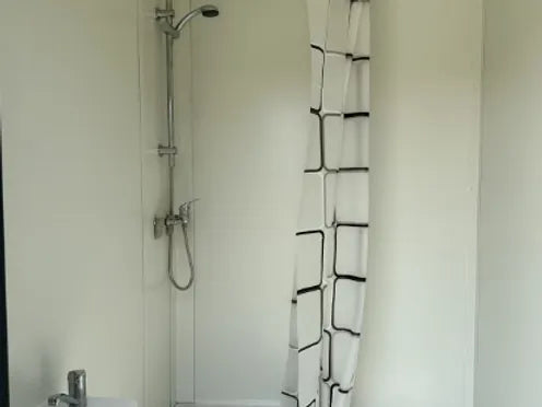 Sanitärcontainer mit 3 Kabinen