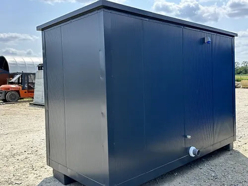 Sanitärcontainer mit 3 Kabinen