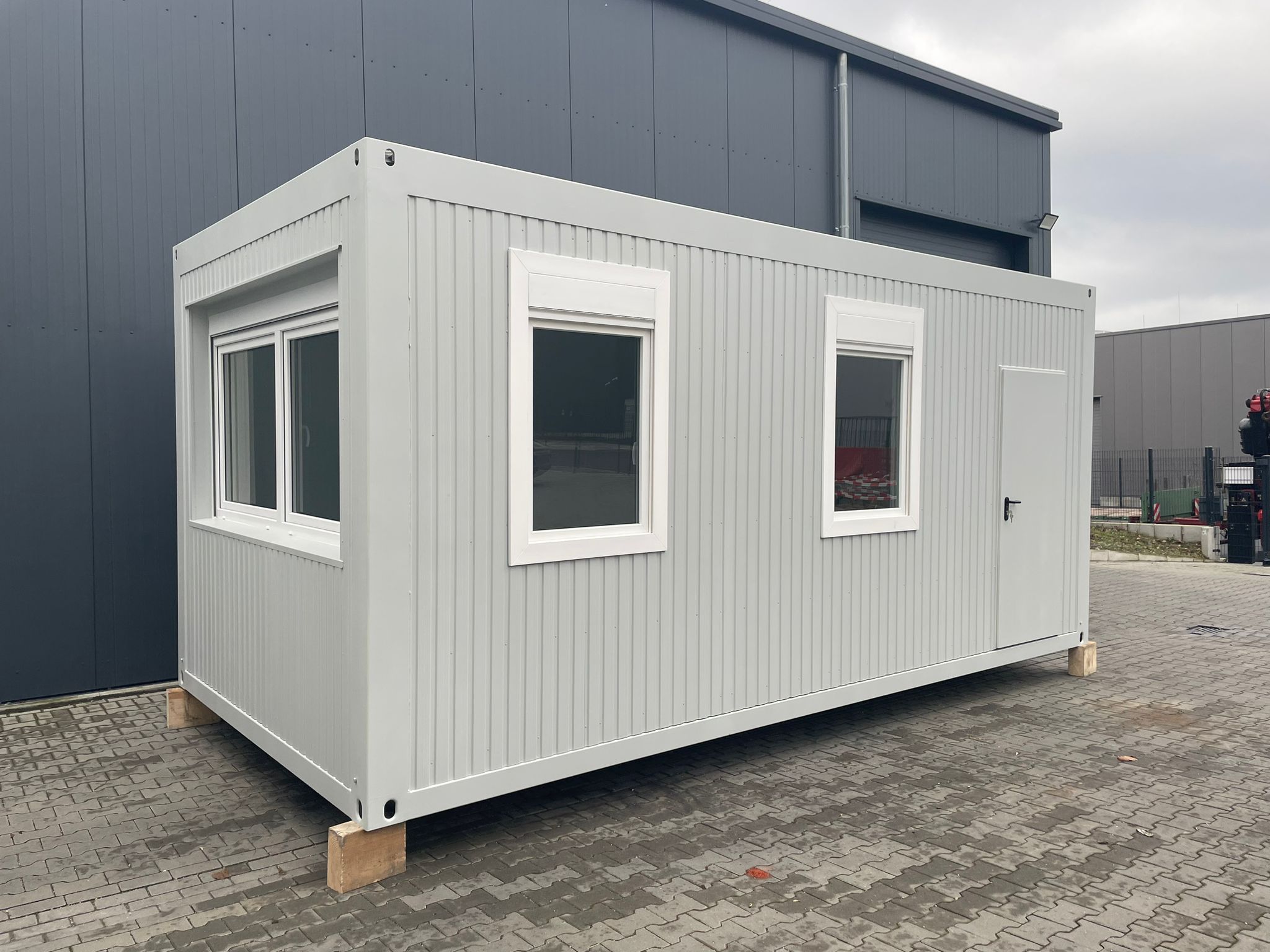 BÜROCONTAINER 6X3