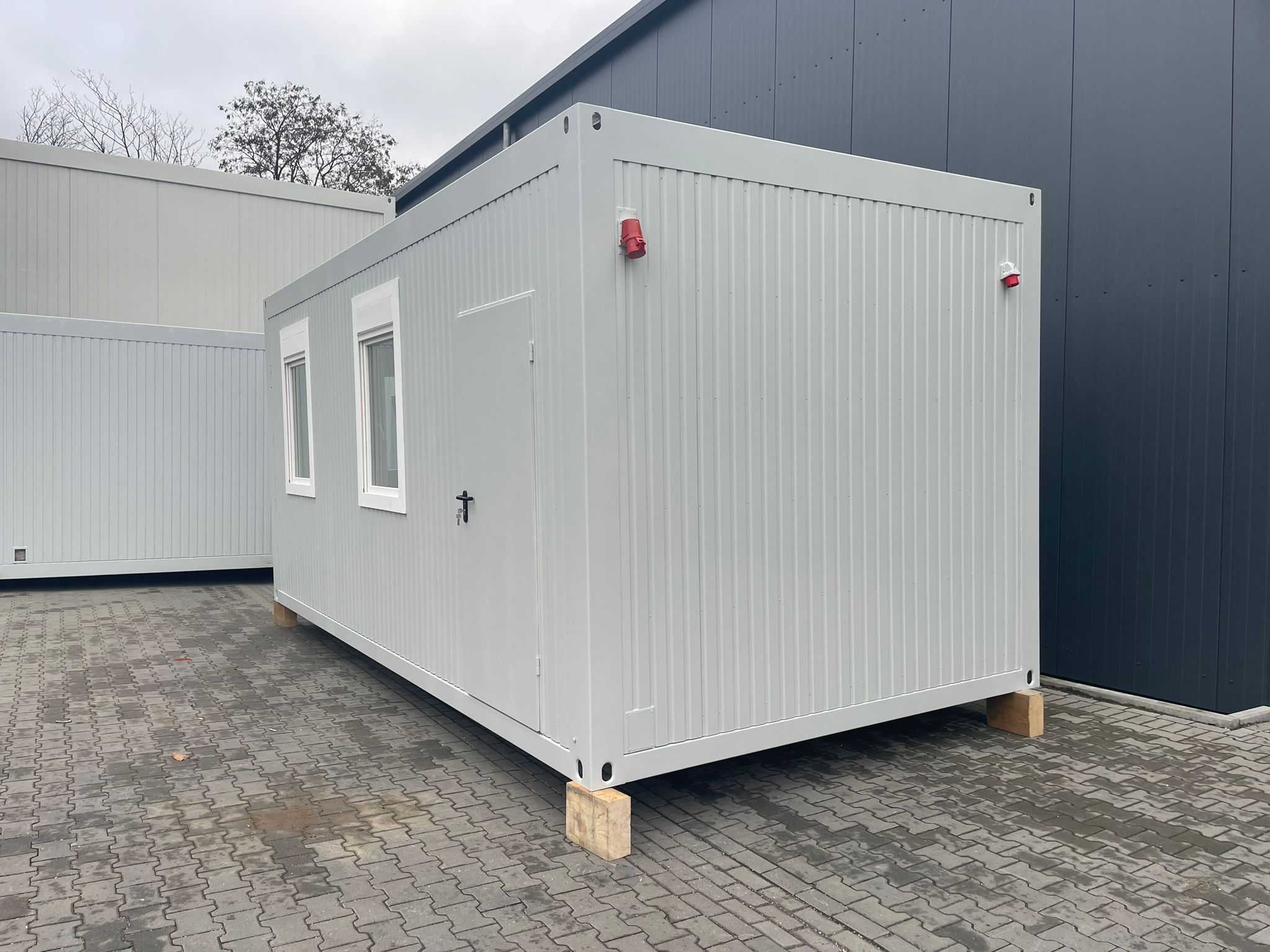 BÜROCONTAINER 6X3