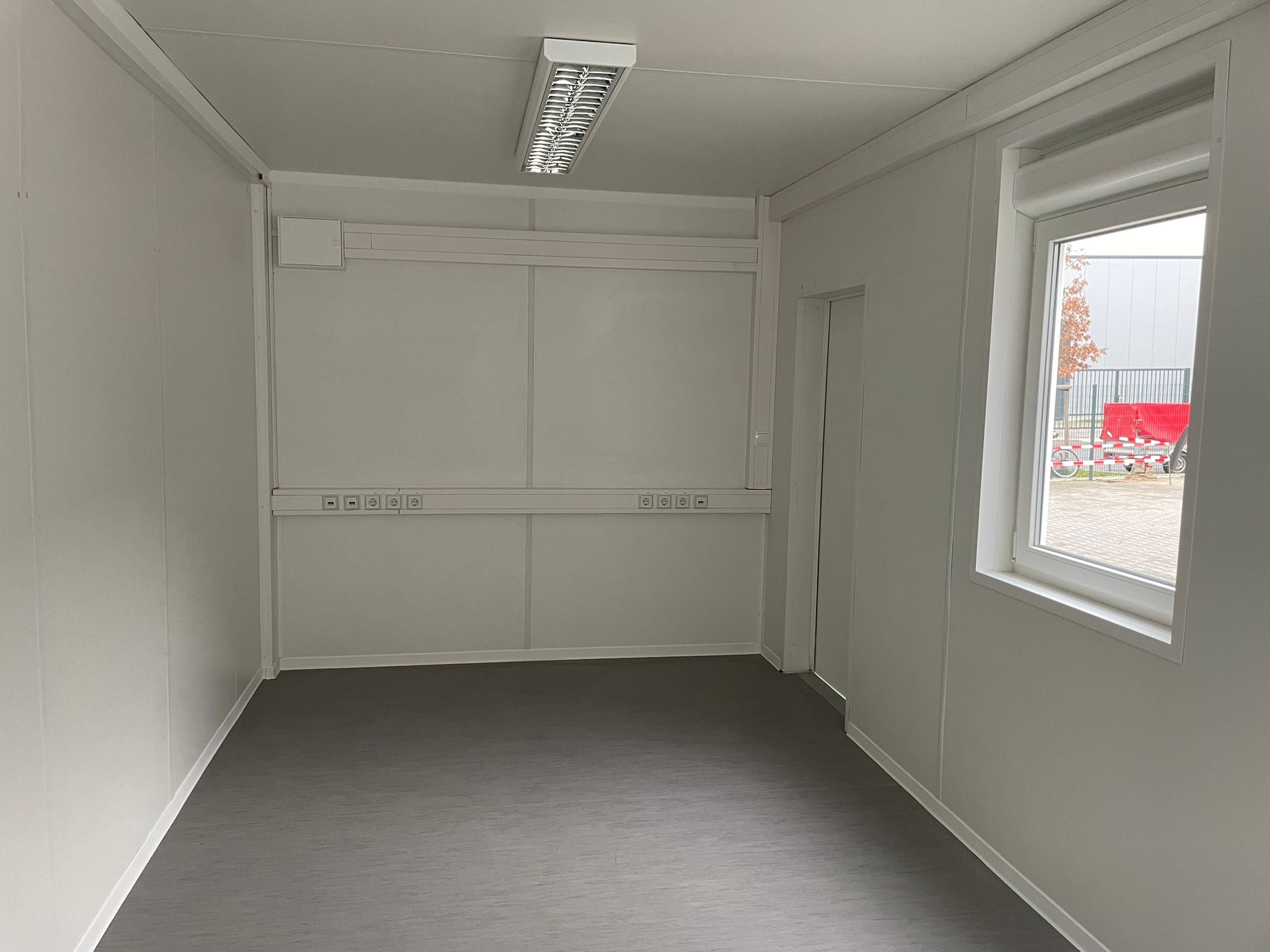 BÜROCONTAINER 6X3