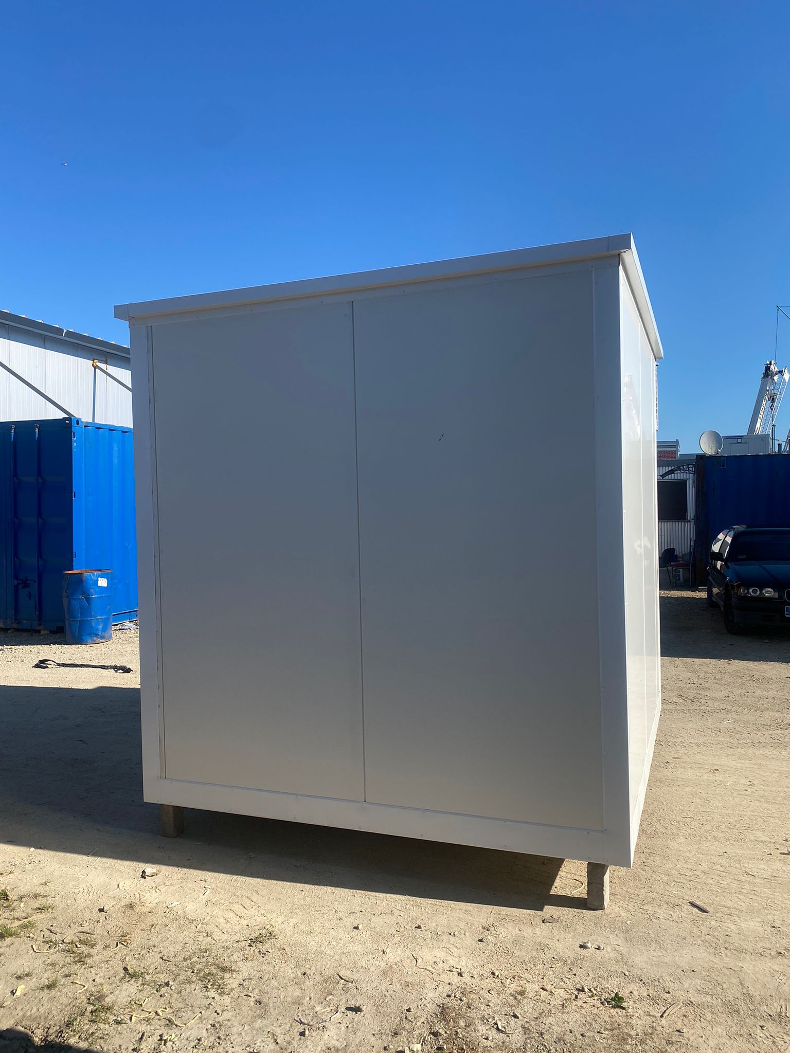SERVERRAUM-CONTAINER 250×280 MIT KLIMAANLAGE