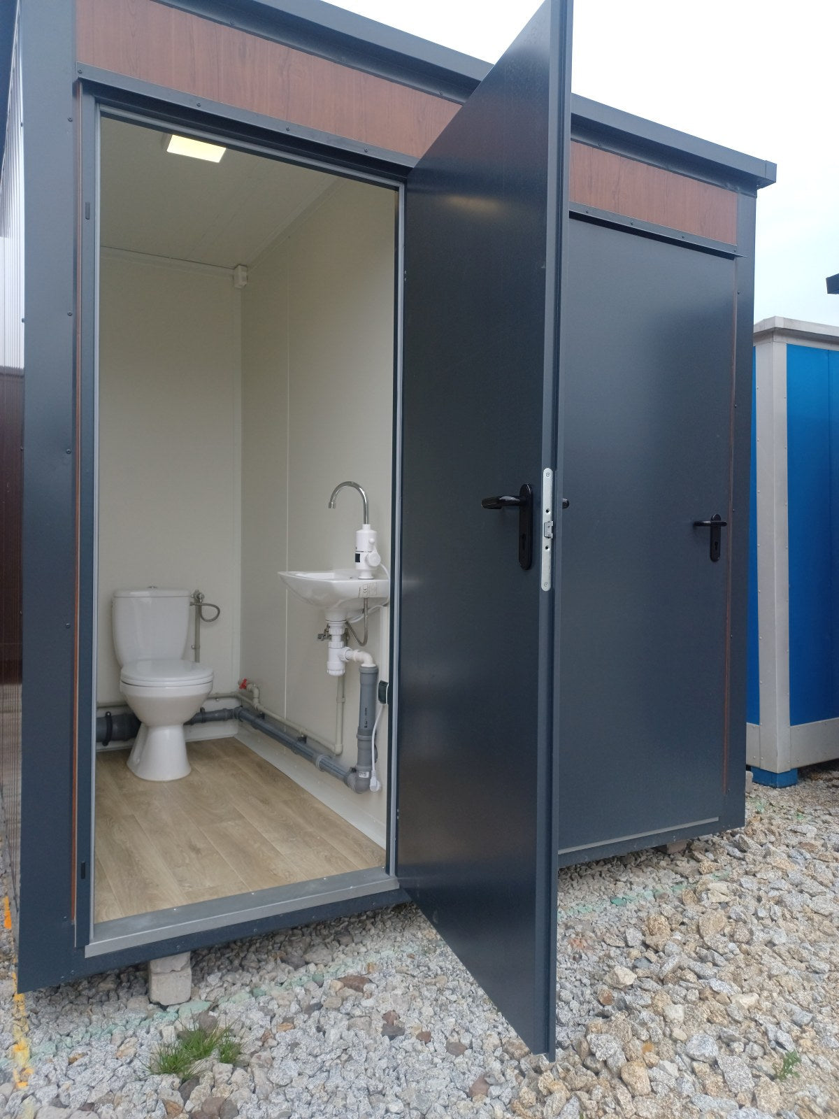 Doppel-Sanitärkabine mit 2 Abteilen – WC und Dusche 246x197x245