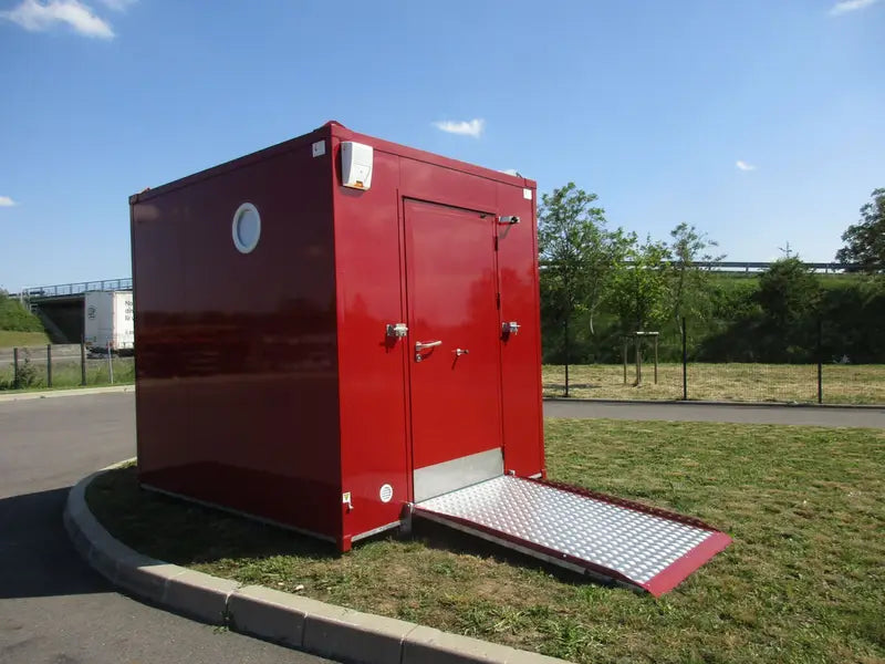 Sanitärcontainer-Modul für Menschen mit Behinderung