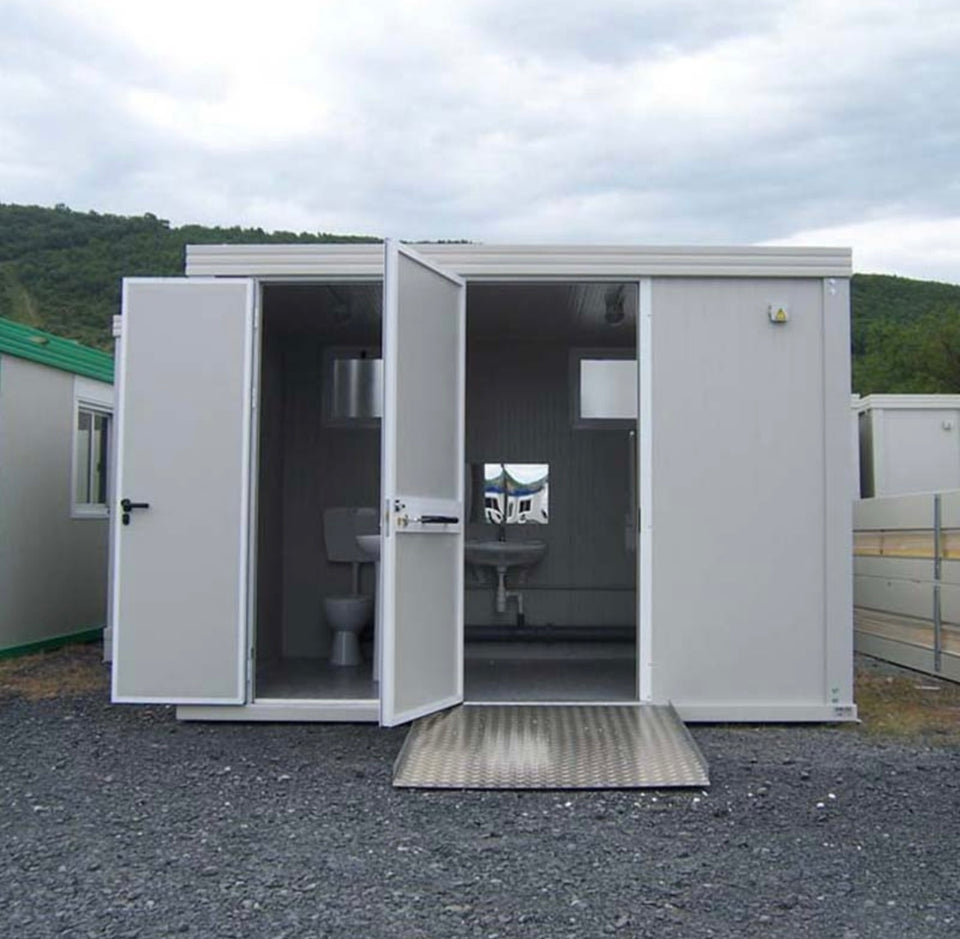 NEUES PMR-SANITAIRSET MIT PMR-WC, PMR-WASCHBECKEN, STANDARD-WC UND STANDARD-WASCHBECKEN