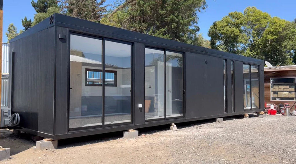 MODULARES HAUS MONTES MIT 2 SCHLAFZIMMERN